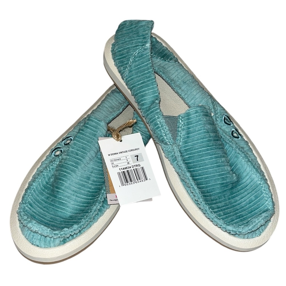 Sanuk loafers